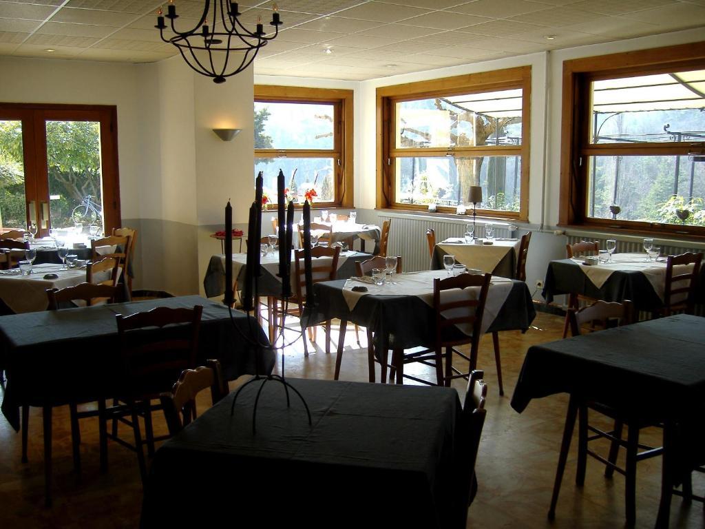 Auberge de l'Escargot d'Or Dieulefit Exterior foto